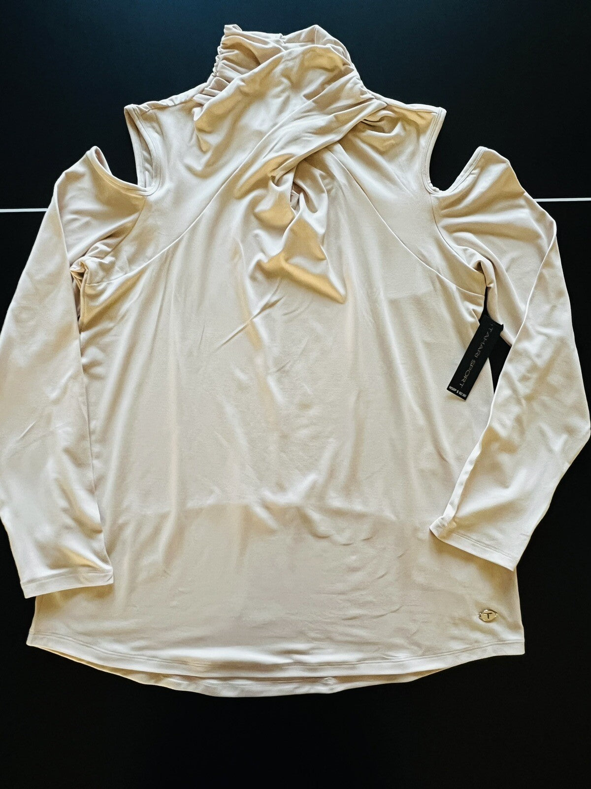 Tahari Sport Women’s top long sleeves open Shoulder Cream Sz L