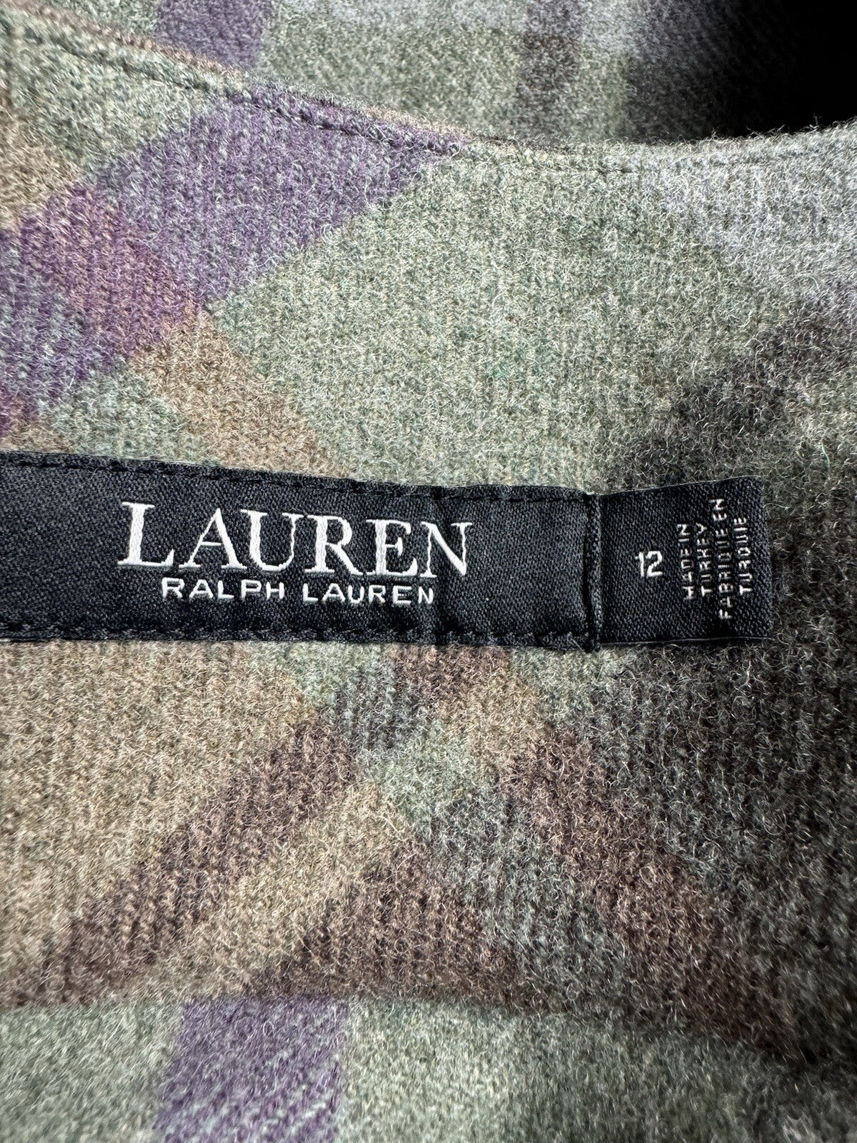 $225 Lauren Ralph Lauren Women’s Plaid Skirt Sz 12. (B.101)