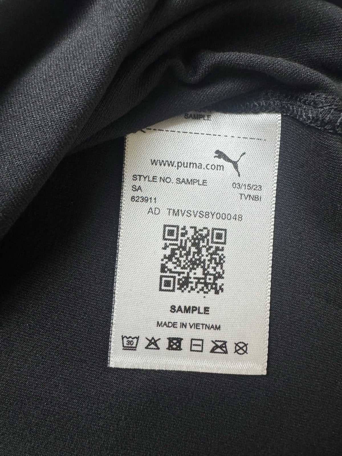 Puma Women’s Golf Shirt Sz S. (B.161)