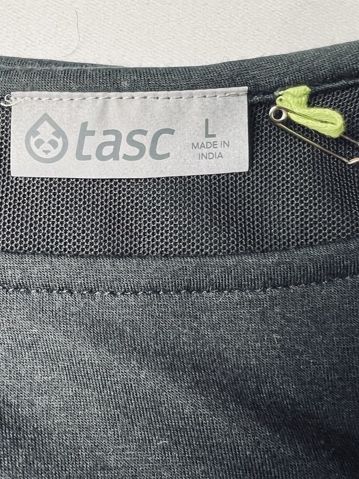 TASC Women’s Size L Long Sleeve Base Layer Shirt Bamboo Organic Cotton. (B.50)