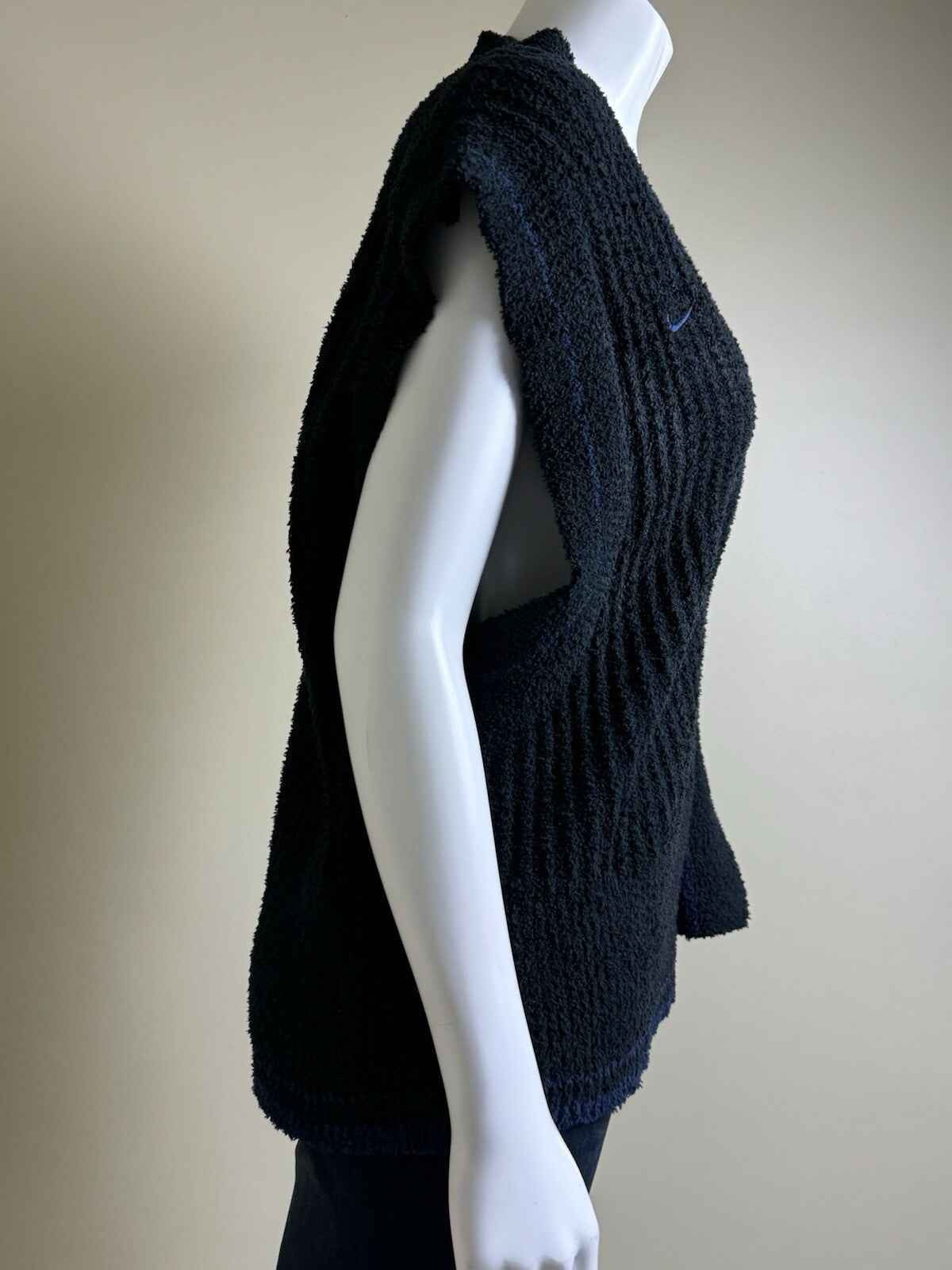 $100 Nike Fleece Vest Women’s Navy Sz S (B.93)