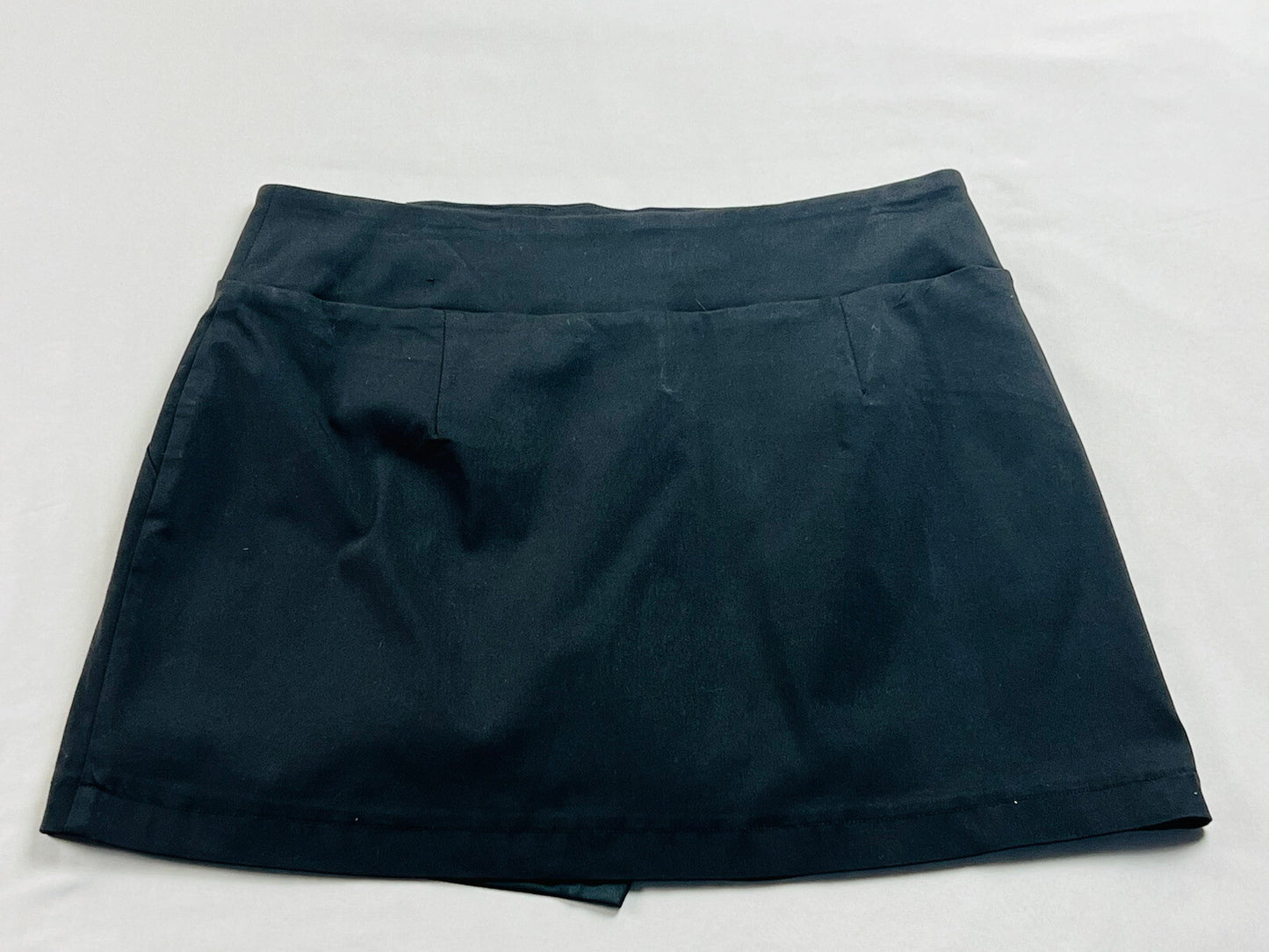 Soho Women’s Skort Black Lightweight Athletic Skirt Size L