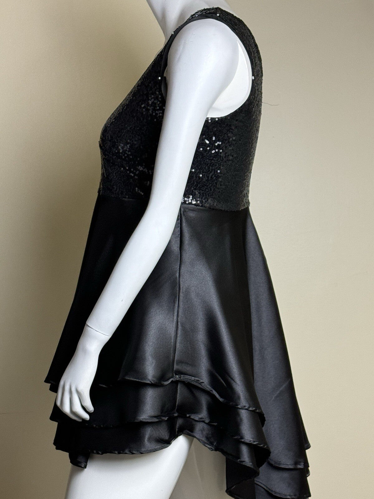 Women’s Black Sequined Satin Dress Sz XL (B.101)