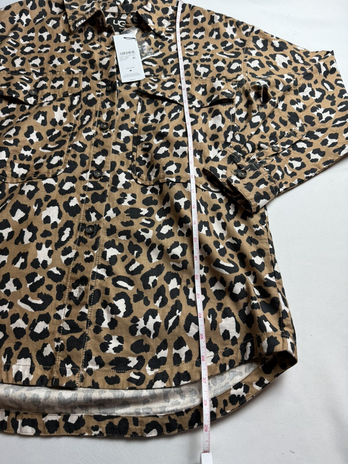 UGG Women’s Long Sleeve Leopard Button Down Shirt Size XXS. (73)