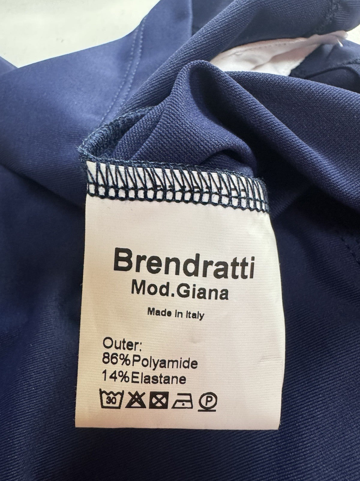 Brendratti Women's Golf Polo Shirt Sz XS. Ital 40. (B.044)