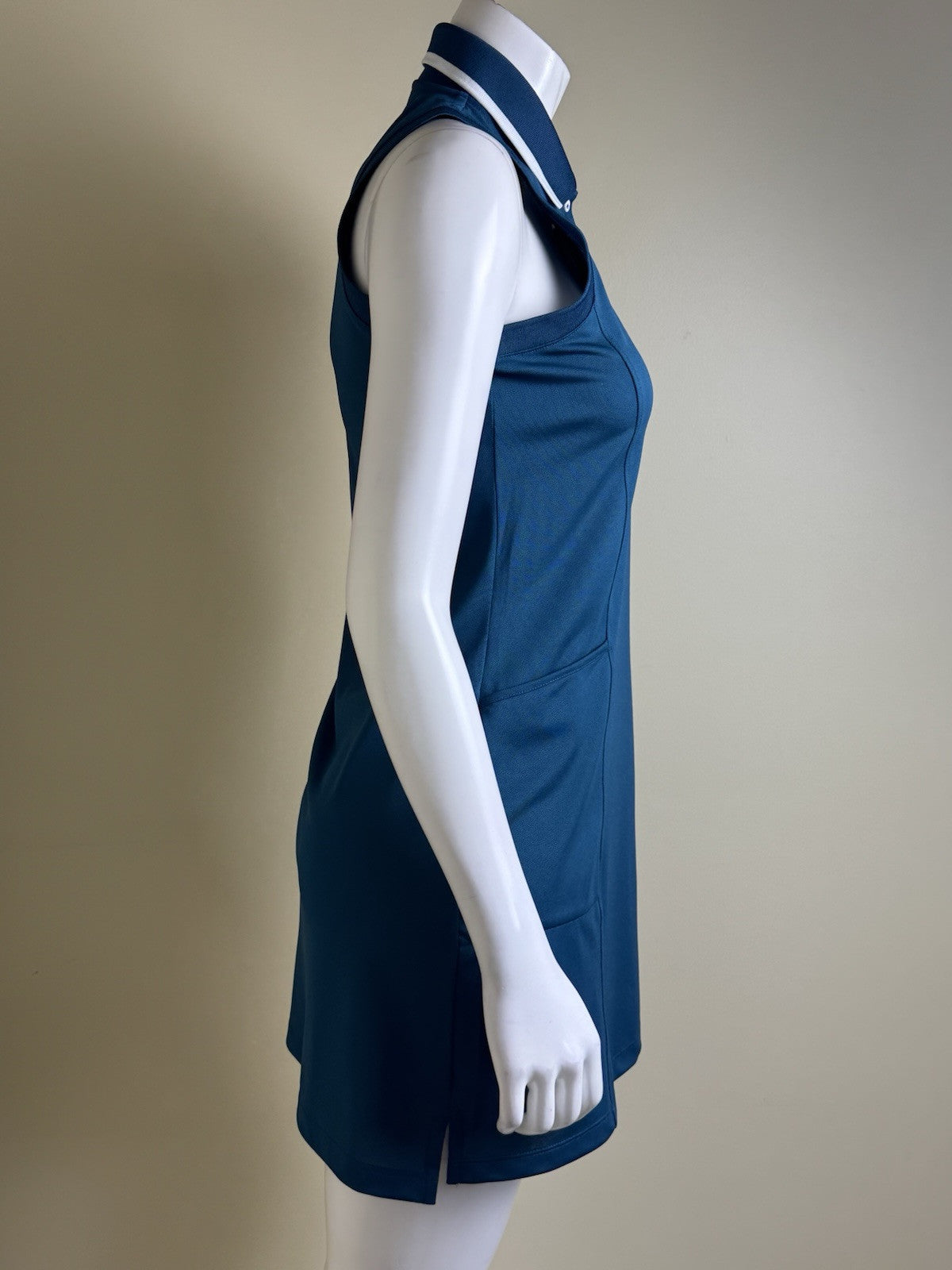 Puma Women’s Polo Dress w/ Shorts Sz S (B.94)