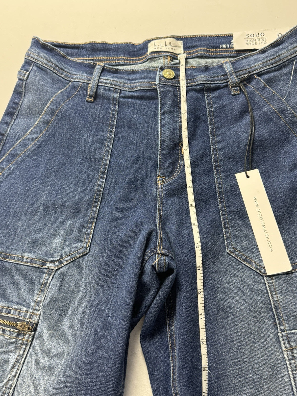 $99 Nicole Miller SOHO High Rise Cargo Jeans Sz 8. (B.138)