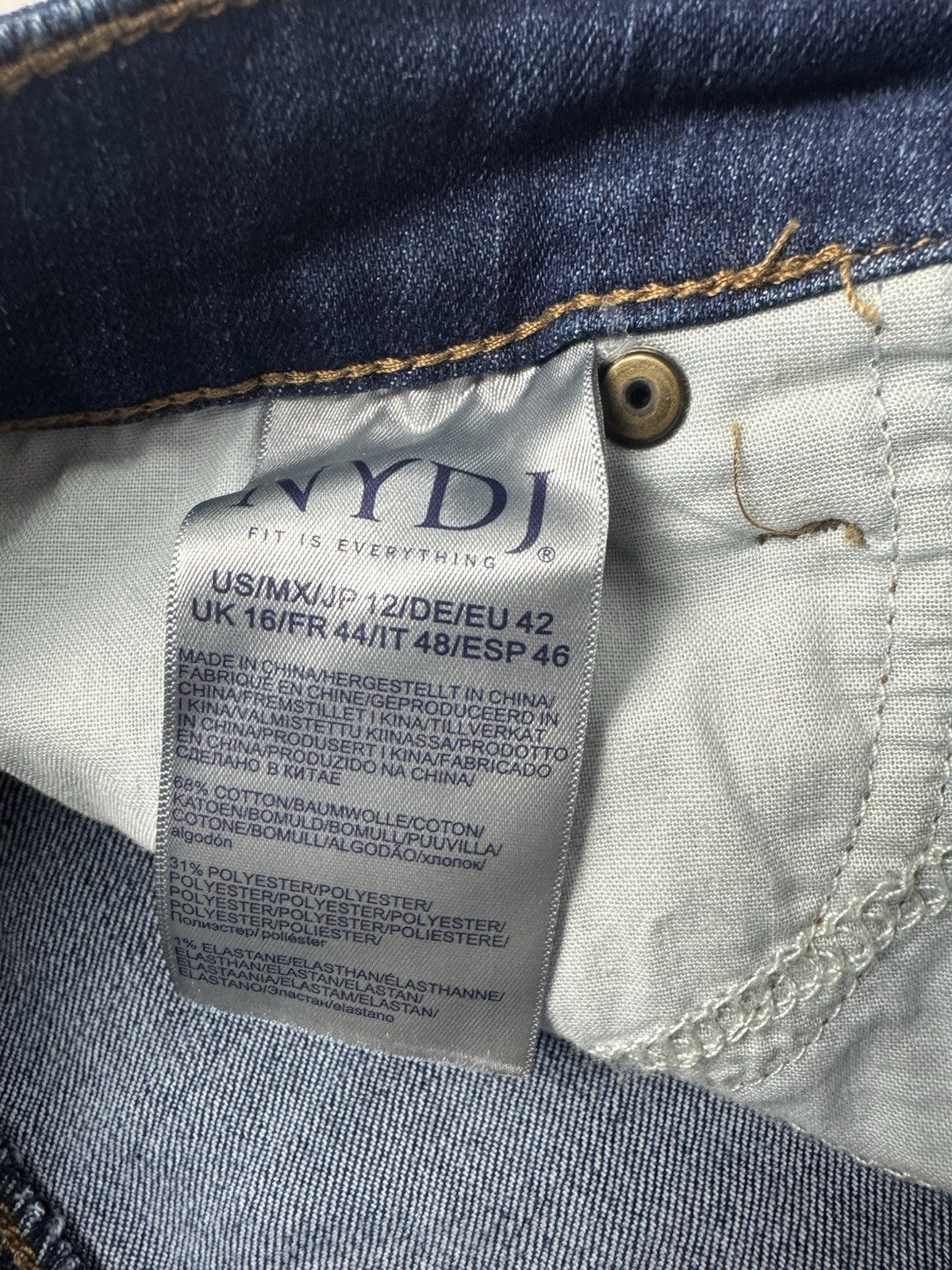 $99 NYDJ Jeans Womens Slim Stretch Jeans Sz 12. (B.124)