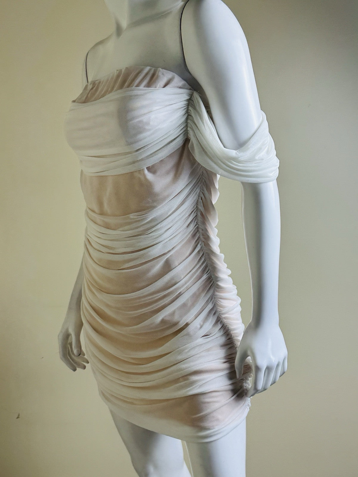 Women’s Lace White Dress Size XL (B.147)