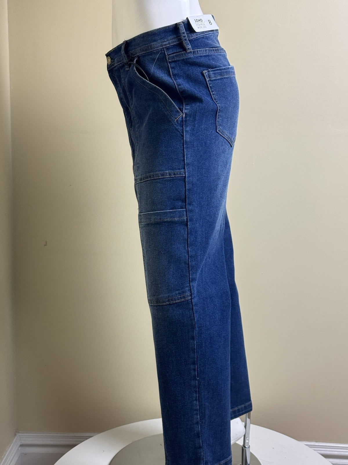 $99 Nicole Miller SOHO High Rise Cargo Jeans Sz 8. (B.138)