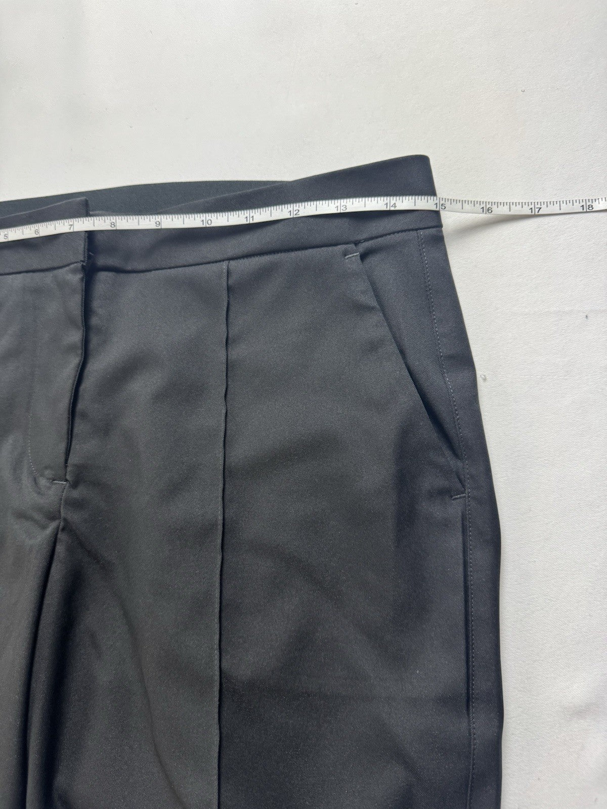 PUMA Women’s Golf Shorts Size S. (B.148)