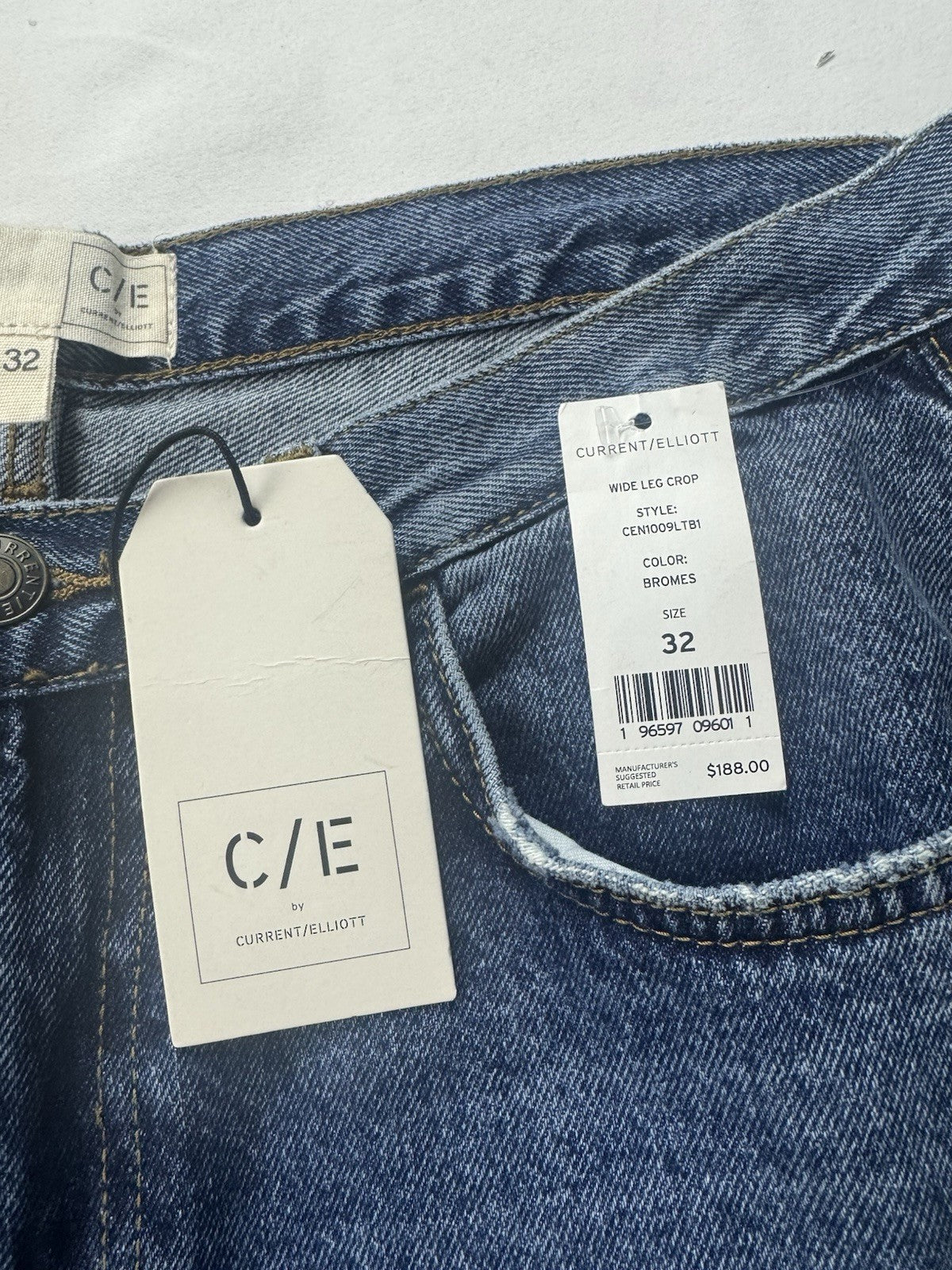 $188 Current/Elliott Women’s Wide Leg Jeans Sz 32. (B.114)