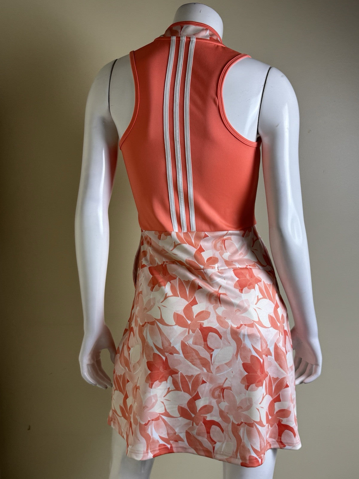 Adidas Women's Golf Tennis Dress W/Shorts Sz S. (B.43)