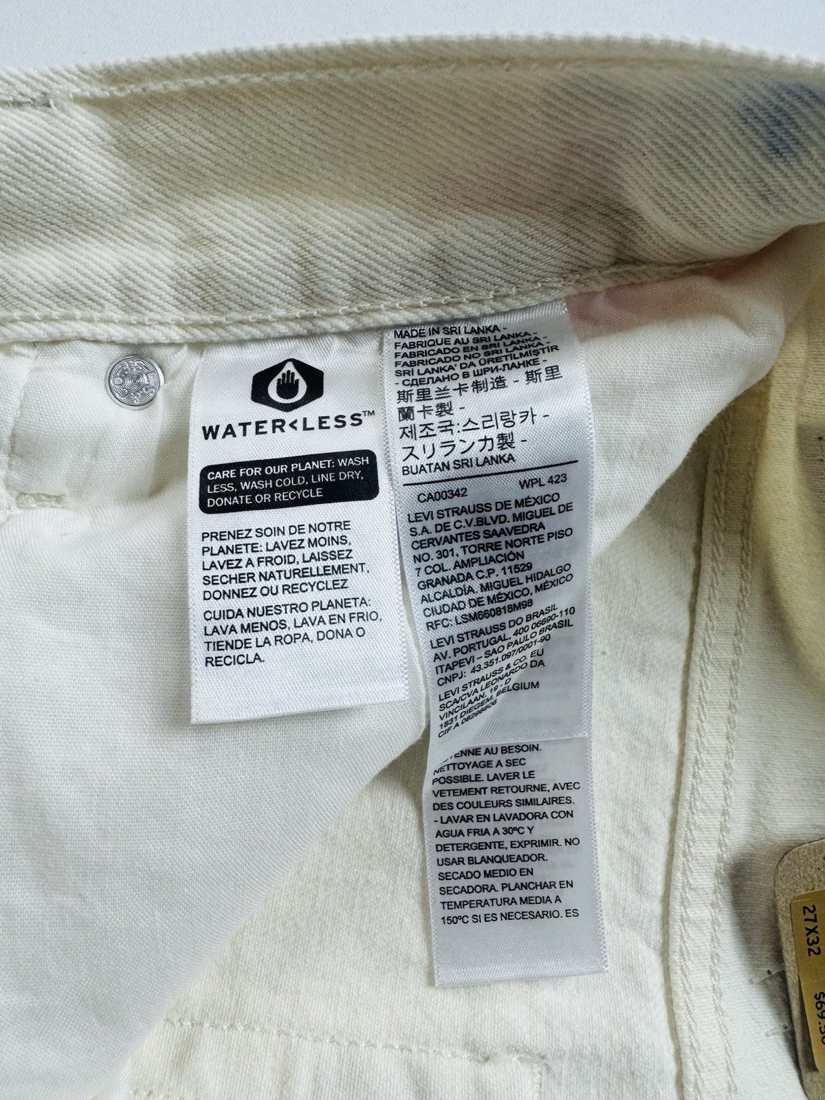 $69 Levis 501 Jeans Women’s Sz 27x32 Ivory Tye Die Jeans. (B.138)