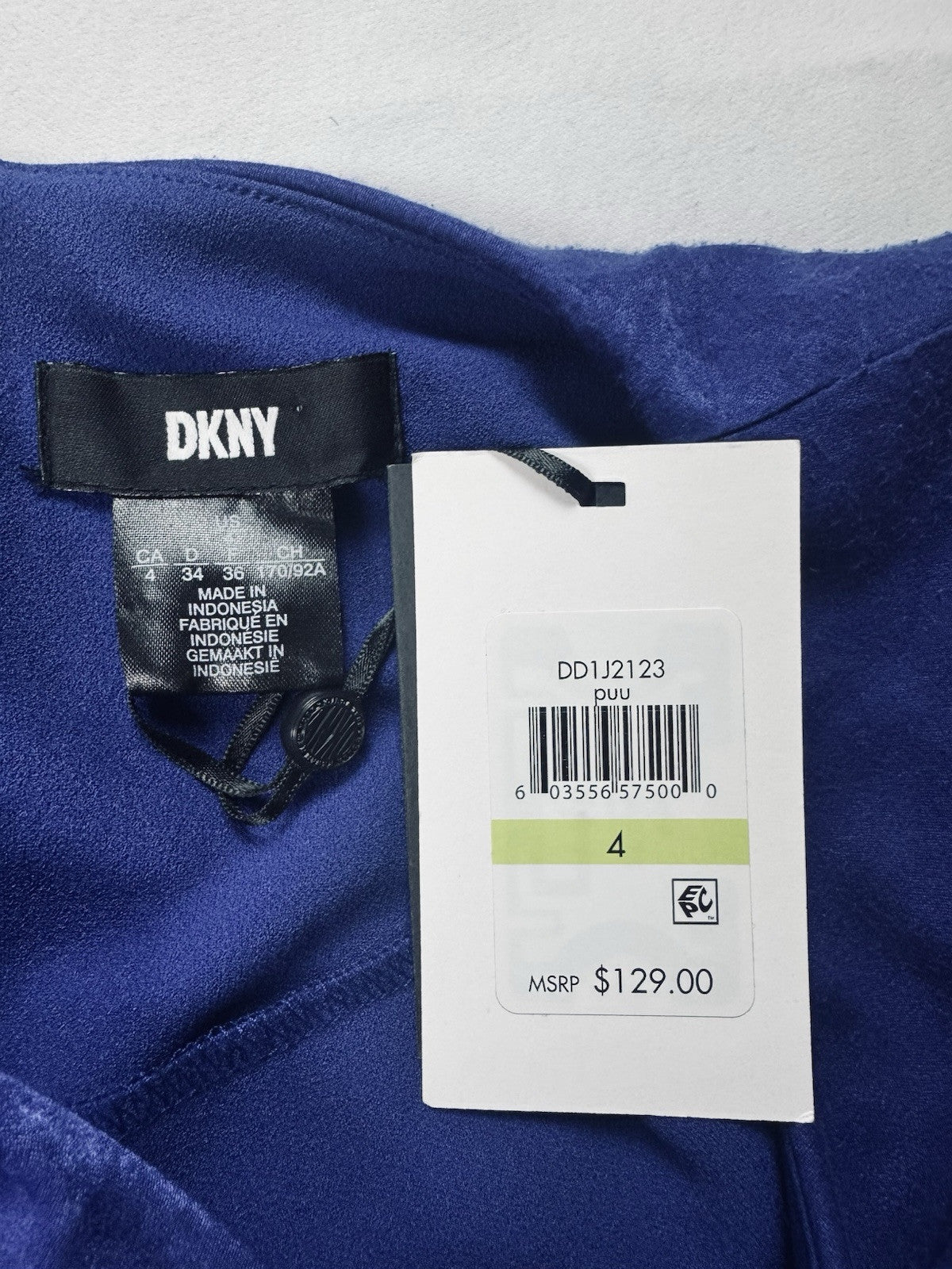 $129 DKNY Women’s Cape Dress Size 4. (B.147)