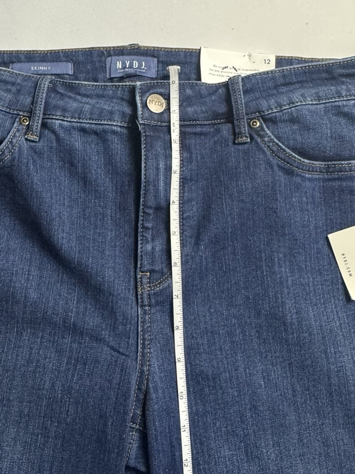 $99 NYDJ Jeans Womens Slim Stretch Jeans Sz 12. (B.124)