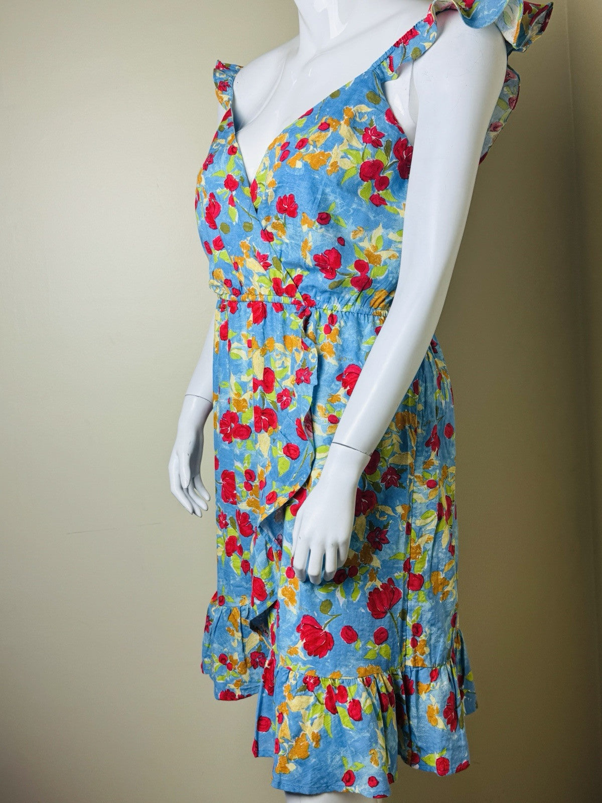 $54 LC Lauren Conrad Floral Flutter Lined Maxi Dress, Size 0X. (B.70)