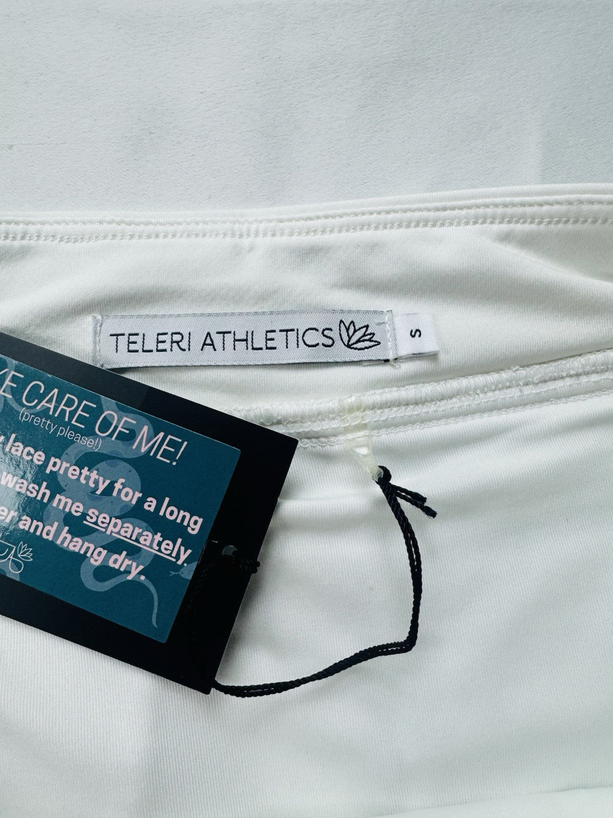 Teleri Athletics Women’s Skort Skirt Size S (B.43)