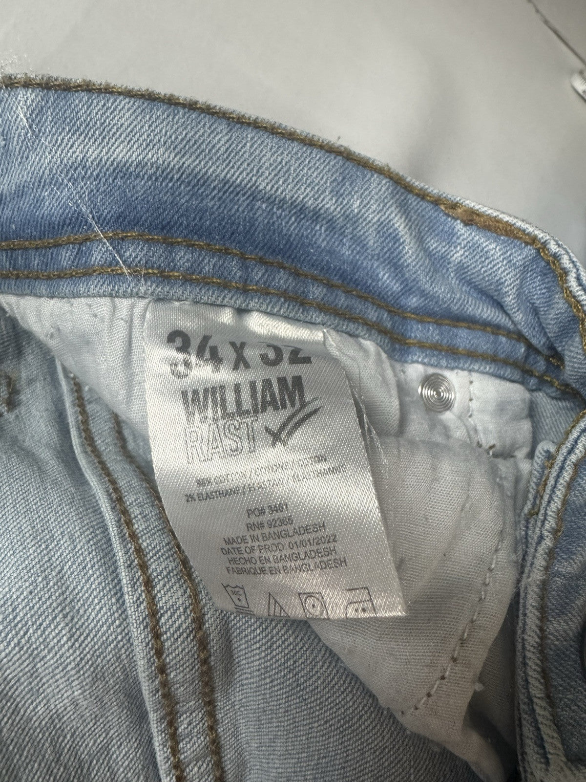 $99 William Rast Women’s Blue Jeans Sz 34/32. (B.94)