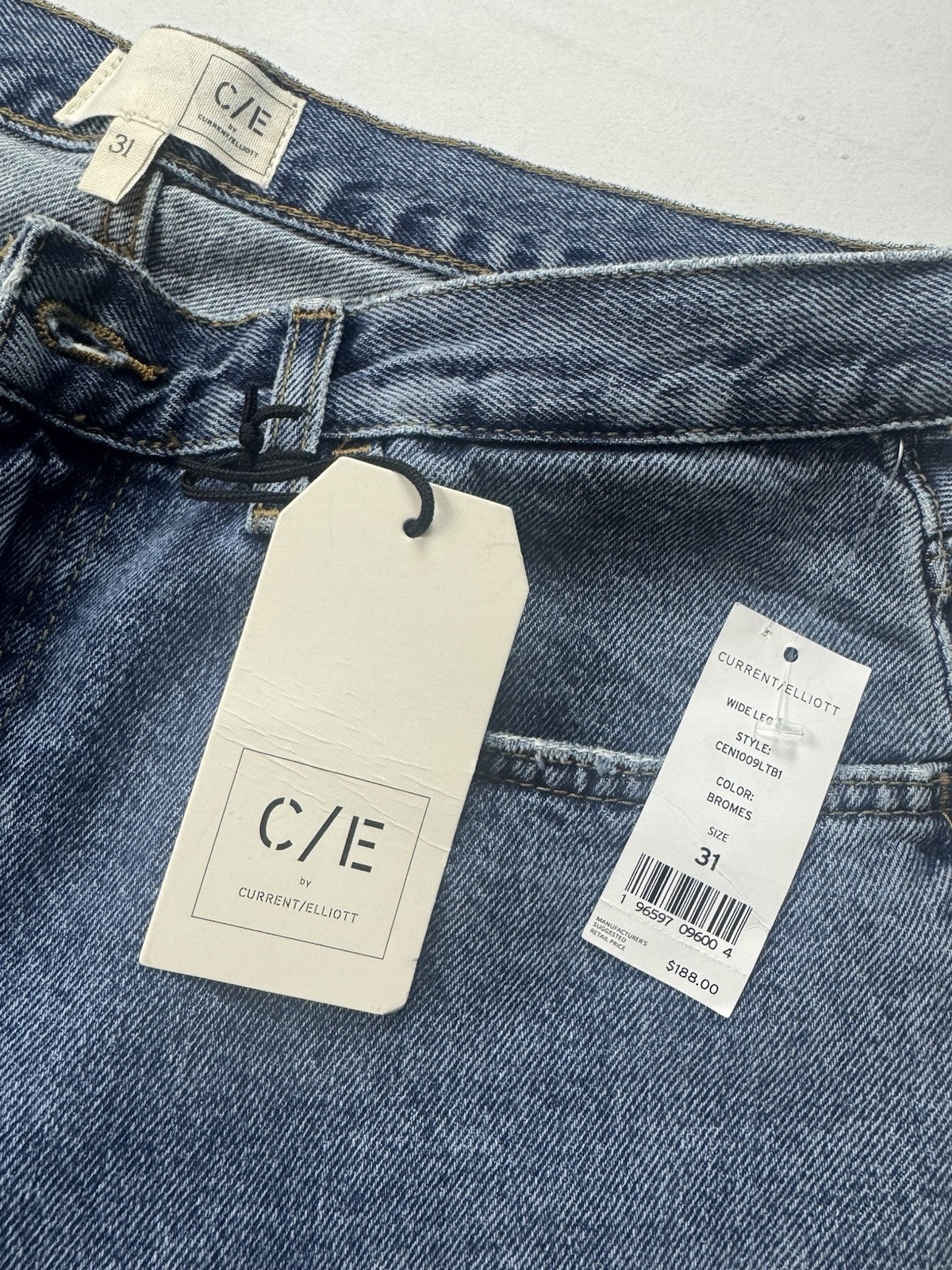 $188 Current/Elliott Women’s Wide Leg Jeans Sz 31. (B.114)