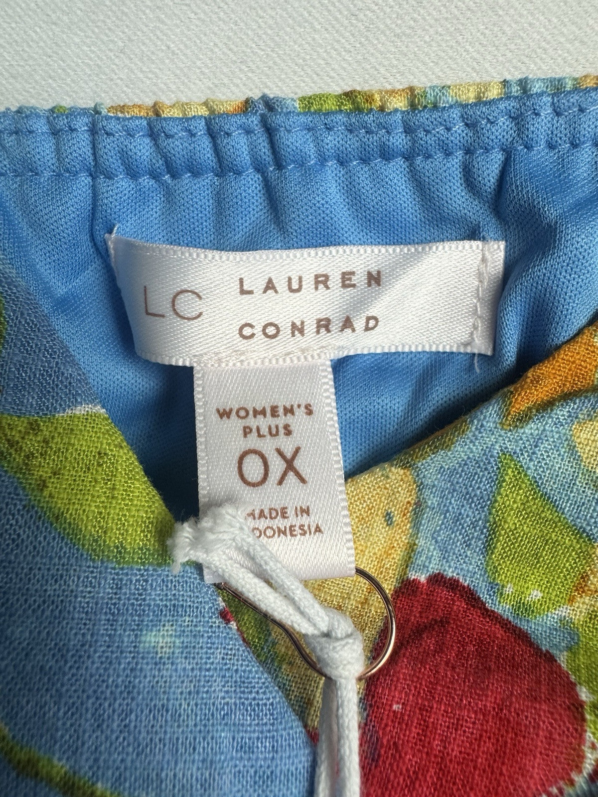 $54 LC Lauren Conrad Floral Flutter Lined Maxi Dress, Size 0X. (B.70)