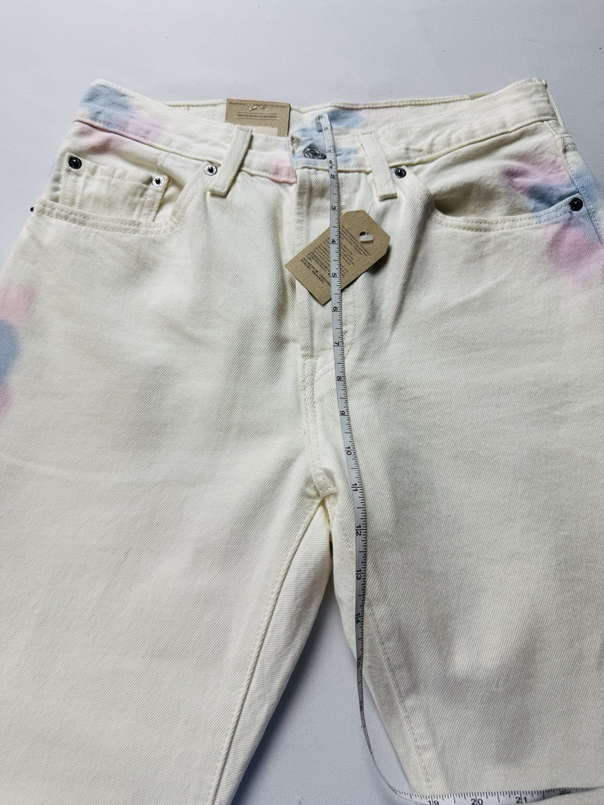 $69 Levis 501 Jeans Women’s Sz 27x32 Ivory Tye Die Jeans. (B.138)