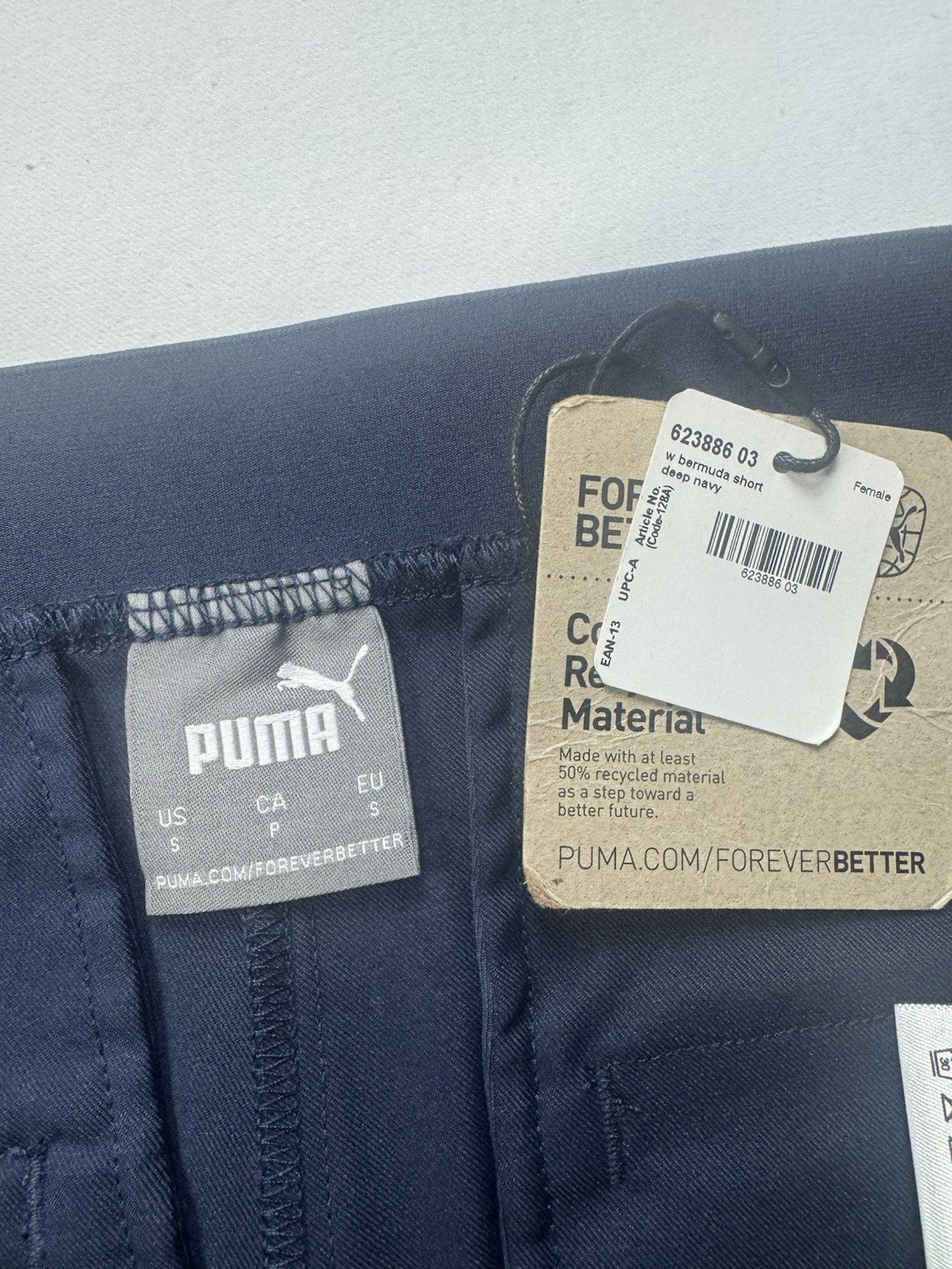 PUMA Women’s Golf Shorts Size S. (B.39)