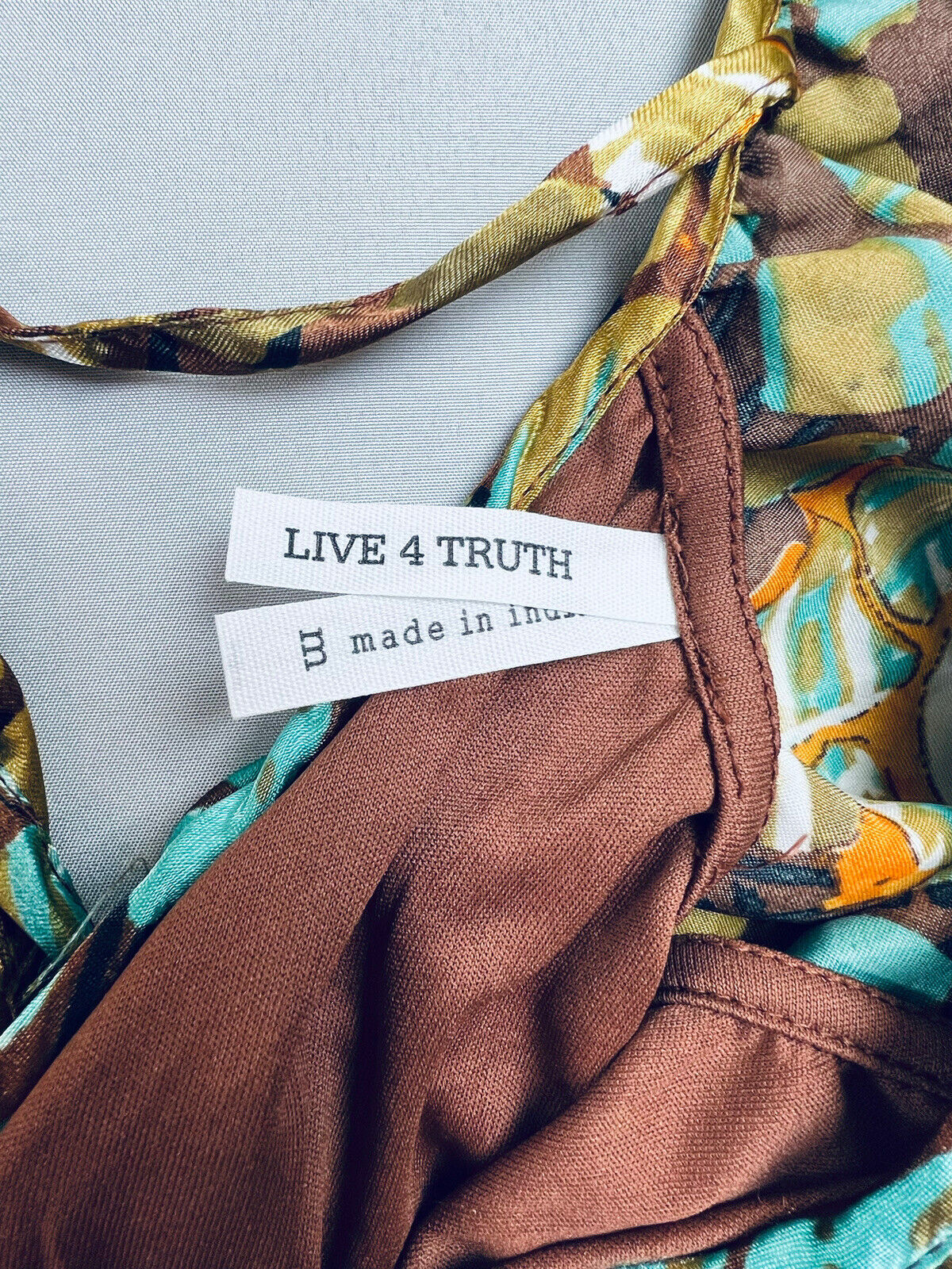 LIVE 4 TRUTH Multicolor Bell Sleeve Blouse Top Sz M