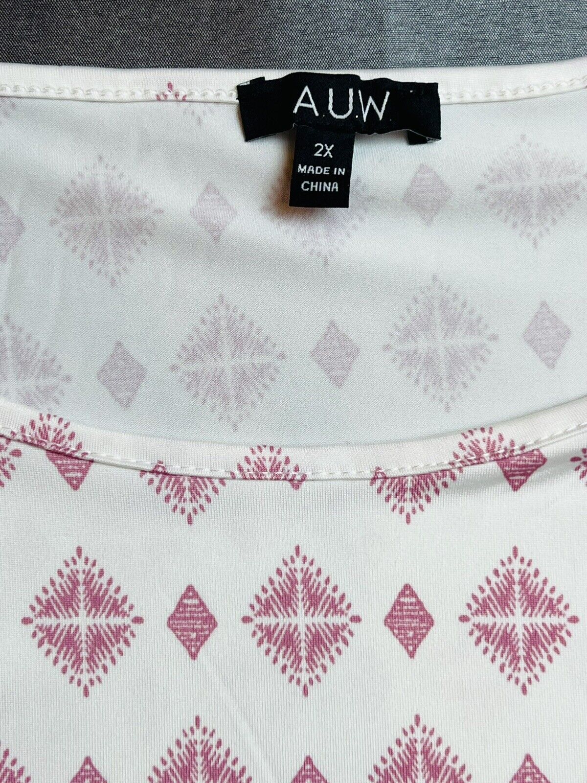 AUW Women’s Pink Short Sleeve Blouse Sz 2X top