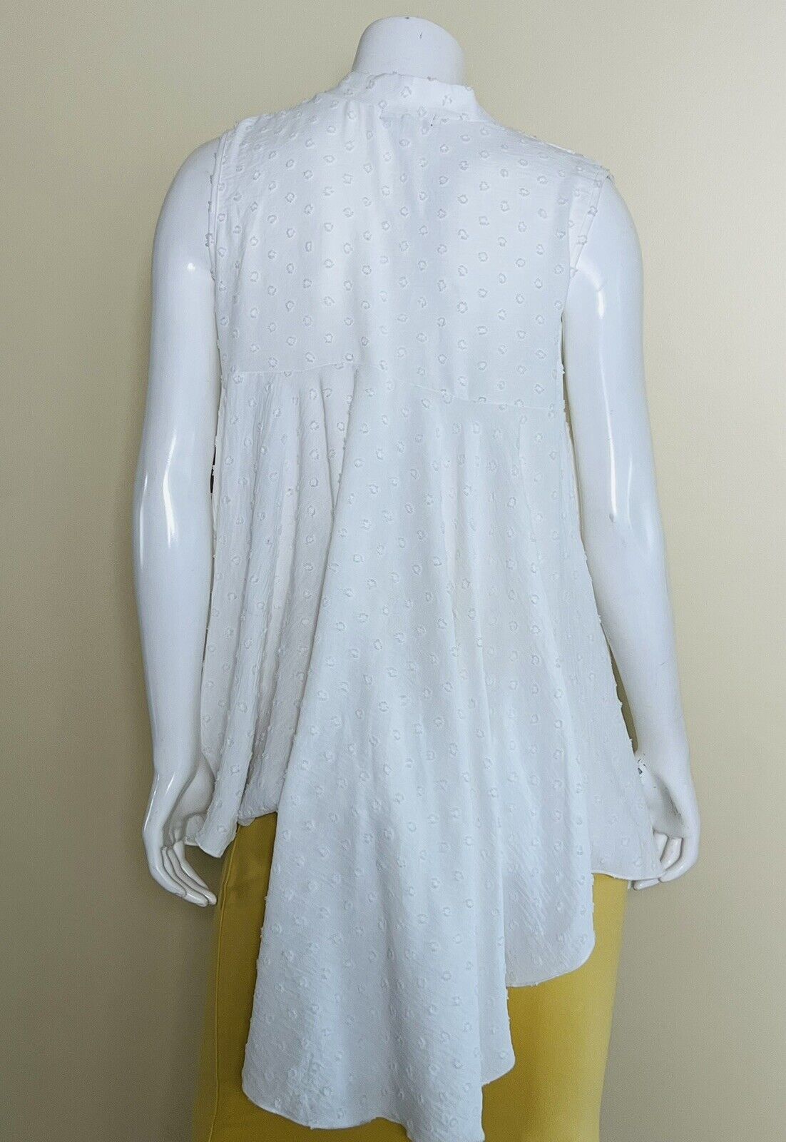 Cha Cha Vente Women’s Top Sleeveless White Blouse Sz L