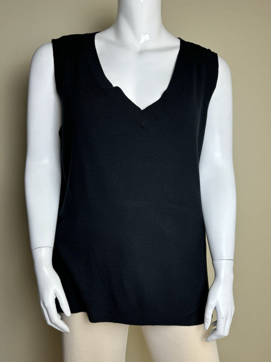$79 Cyrus Women’s Black Sweater Vest Fringe Sides Sz L.     (B.101)