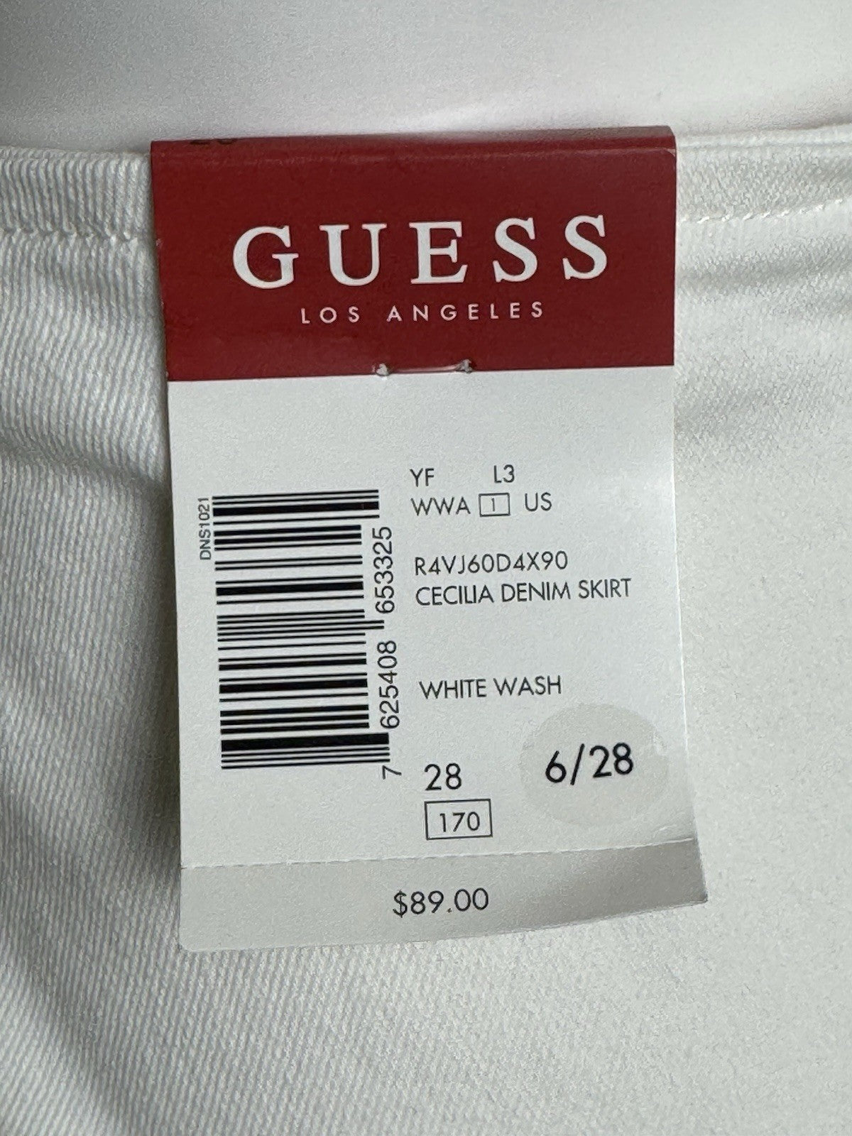$89 Guess Los Angeles Women’s White Cecilia Denim Skirt Sz 6/28.    . (B.153)