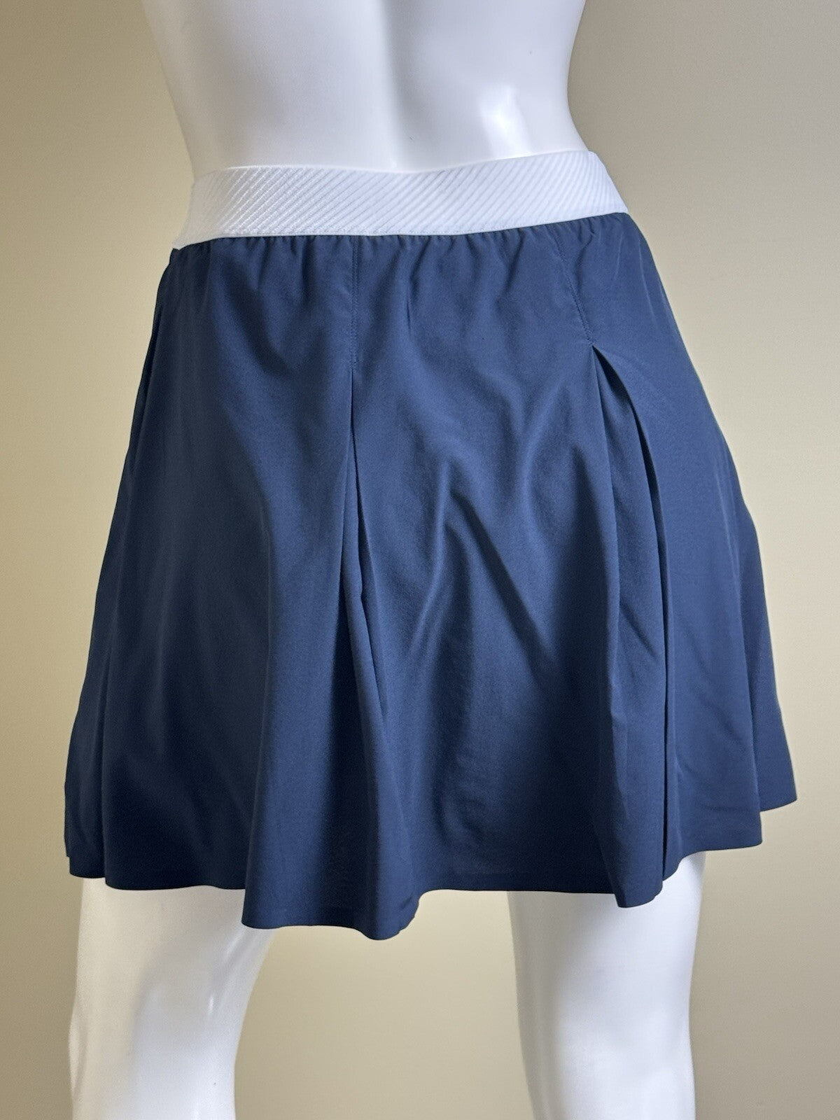 PUMA Women's Golf Tennis Skort Skirt Sz S (B.140 5)