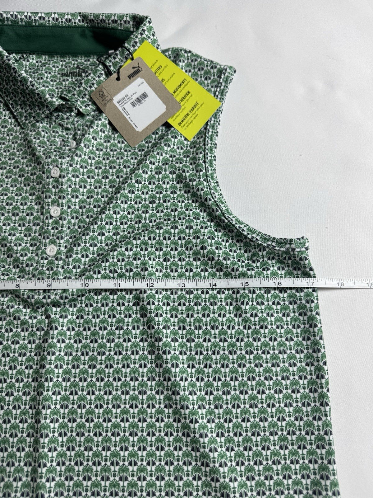 Puma Women’s Golf Shirt Sz S.   (B.164)