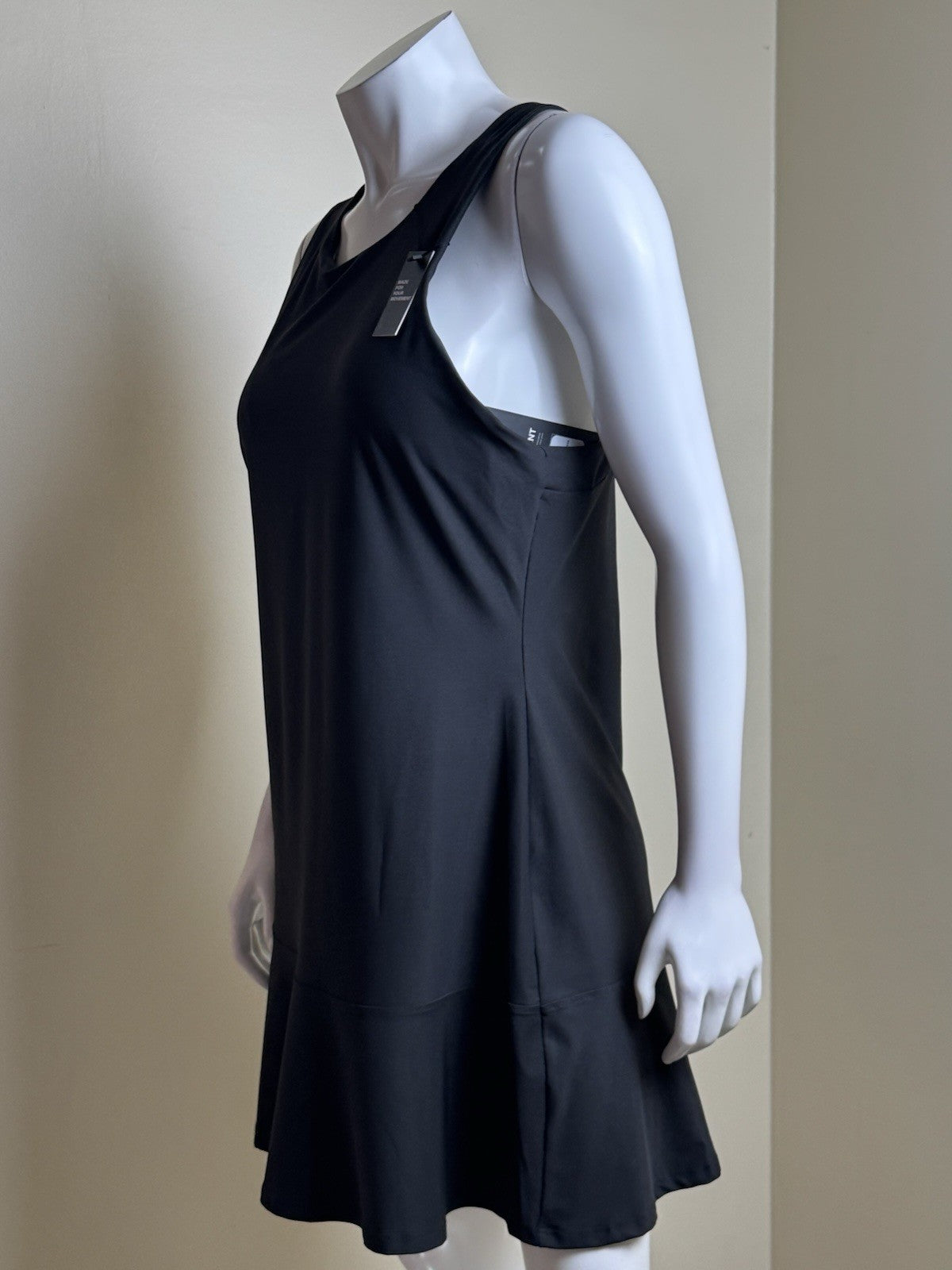 Etonic Women’s Dress Tennis Athletic Mini Activewear Racerback Sz L.  (B.175)