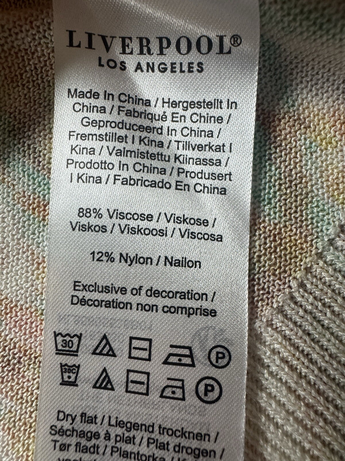 $98 Liverpool Los Angeles Women's Long Sleeves Top Sz M.    (B.152)