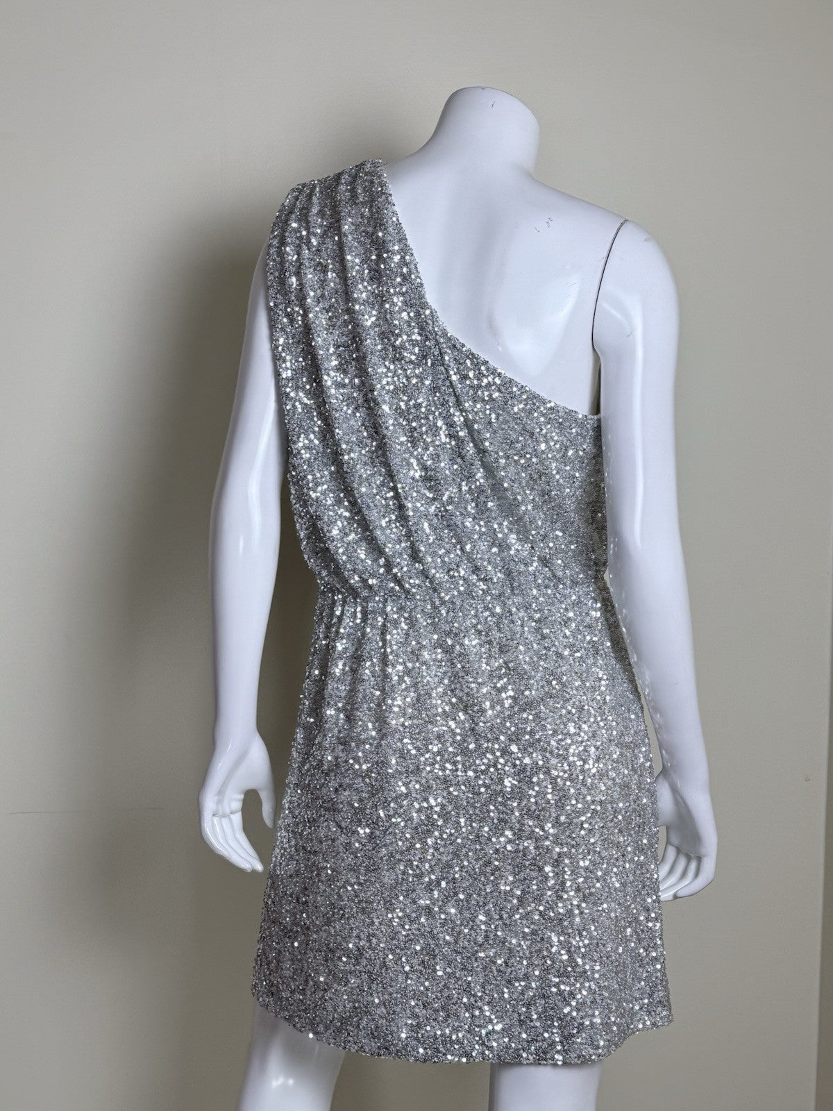 Layered With Love One Sleeve Sequined Dress Sz L.    (B.194)