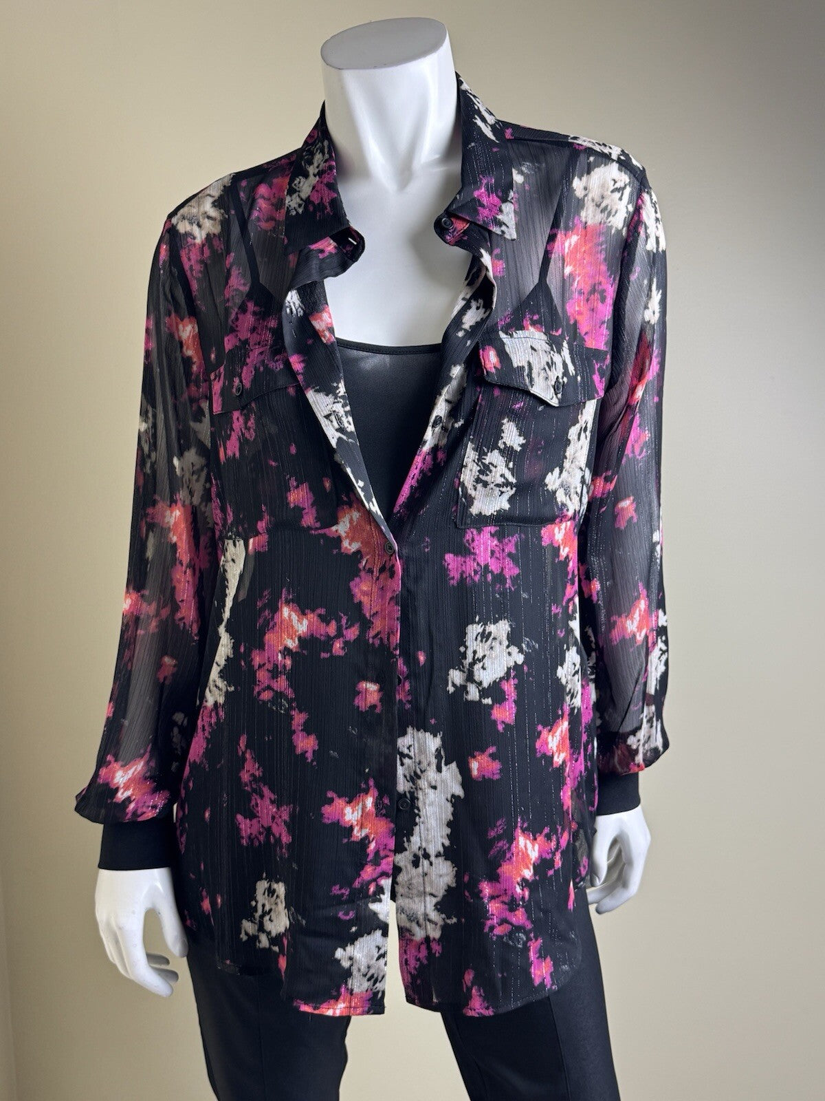 $89 DKNY Women’s Long Sleeves Top Sz L .  (B.141)