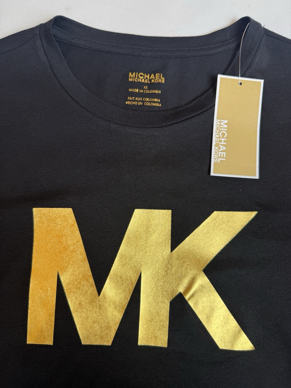 $68 Michael Kors Women’s T Shirt MK Logo Sz XS.  (B.167)