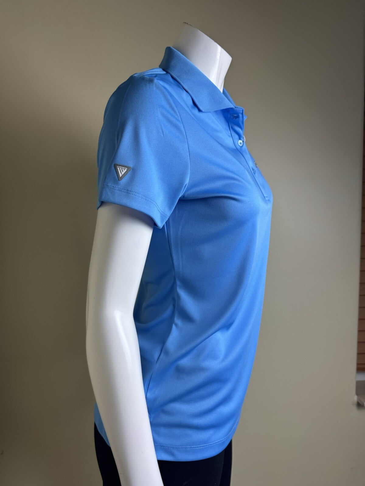 LeverWear Women's Golf Polo Shirt Sz M (B.38)