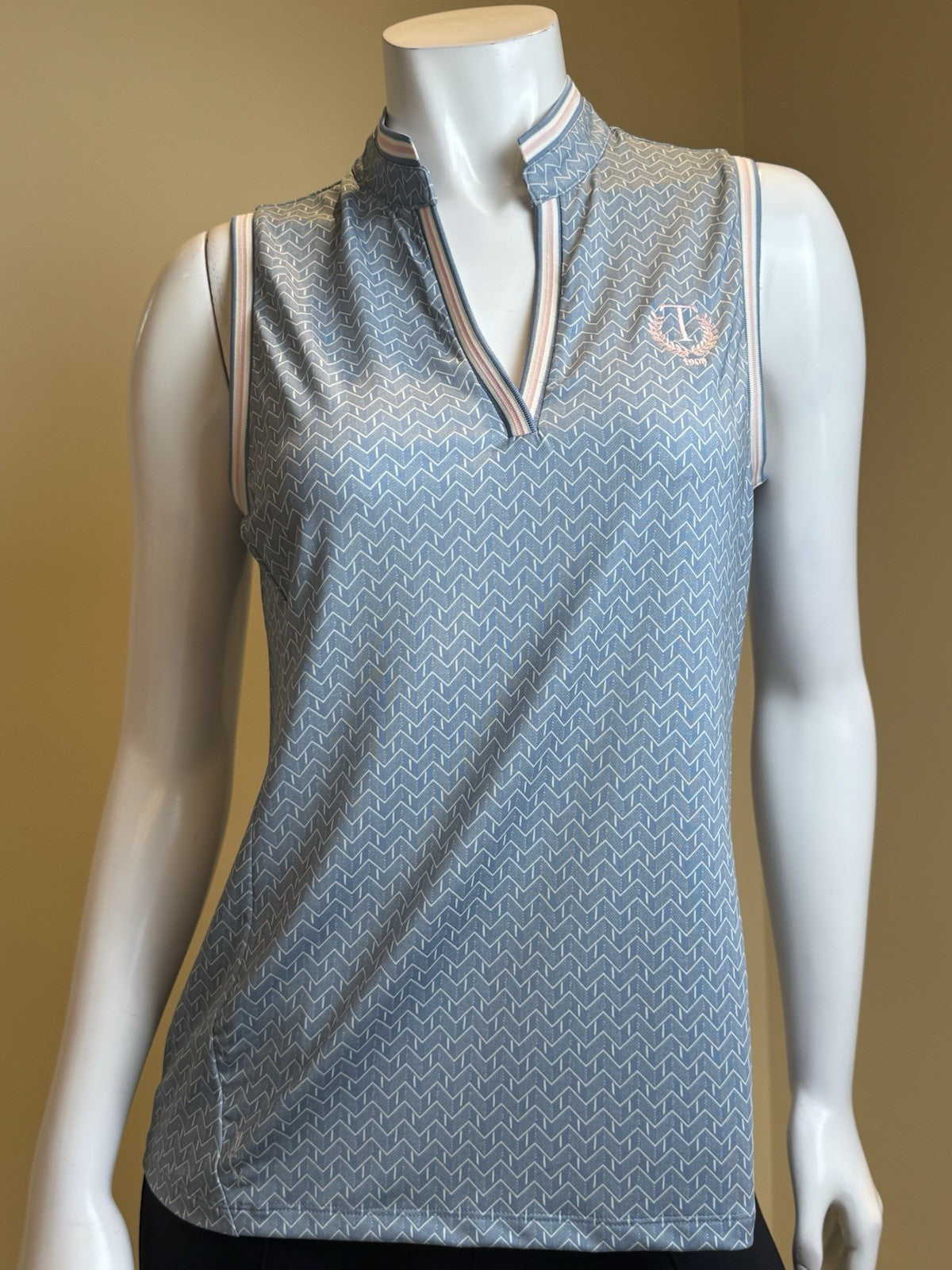 RLX Ralph Lauren Women’s Golf Polo Shirt Size M.   (B.167)