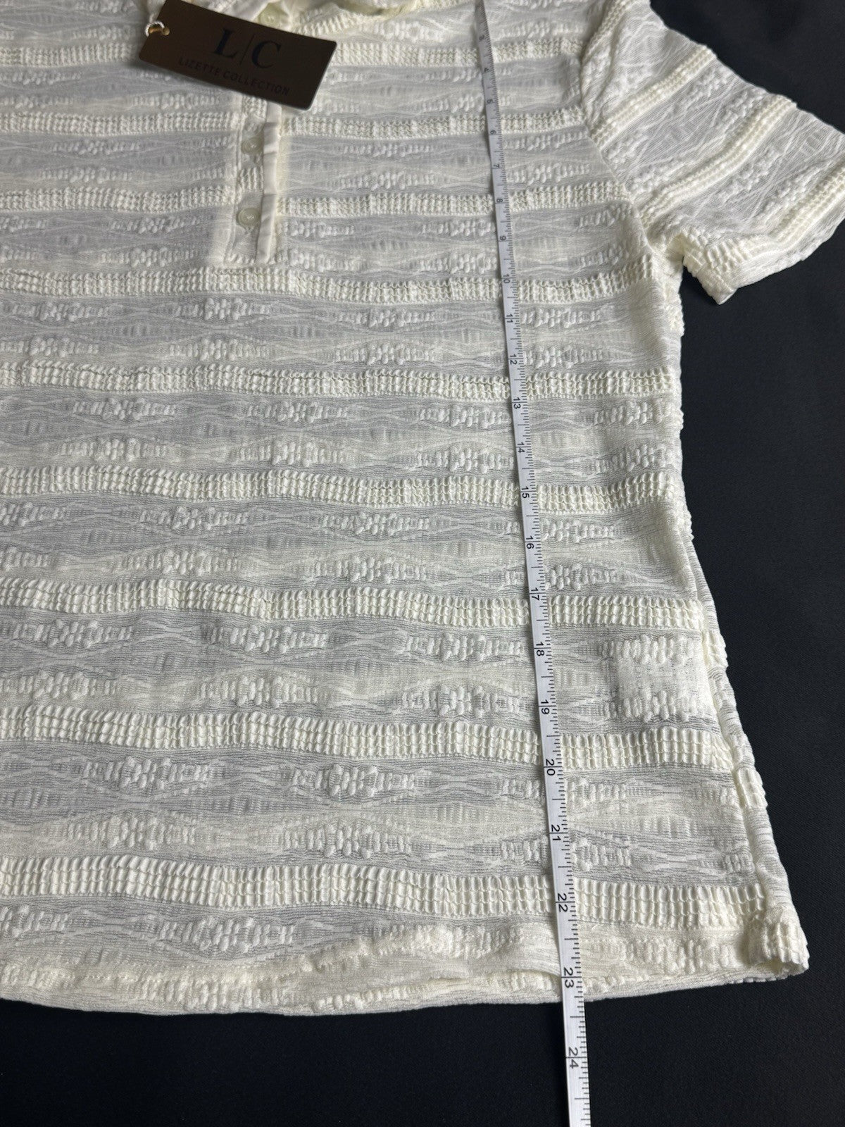 Lisette Collection Ivory Lace Shirt. Sz XL.  (B.175)