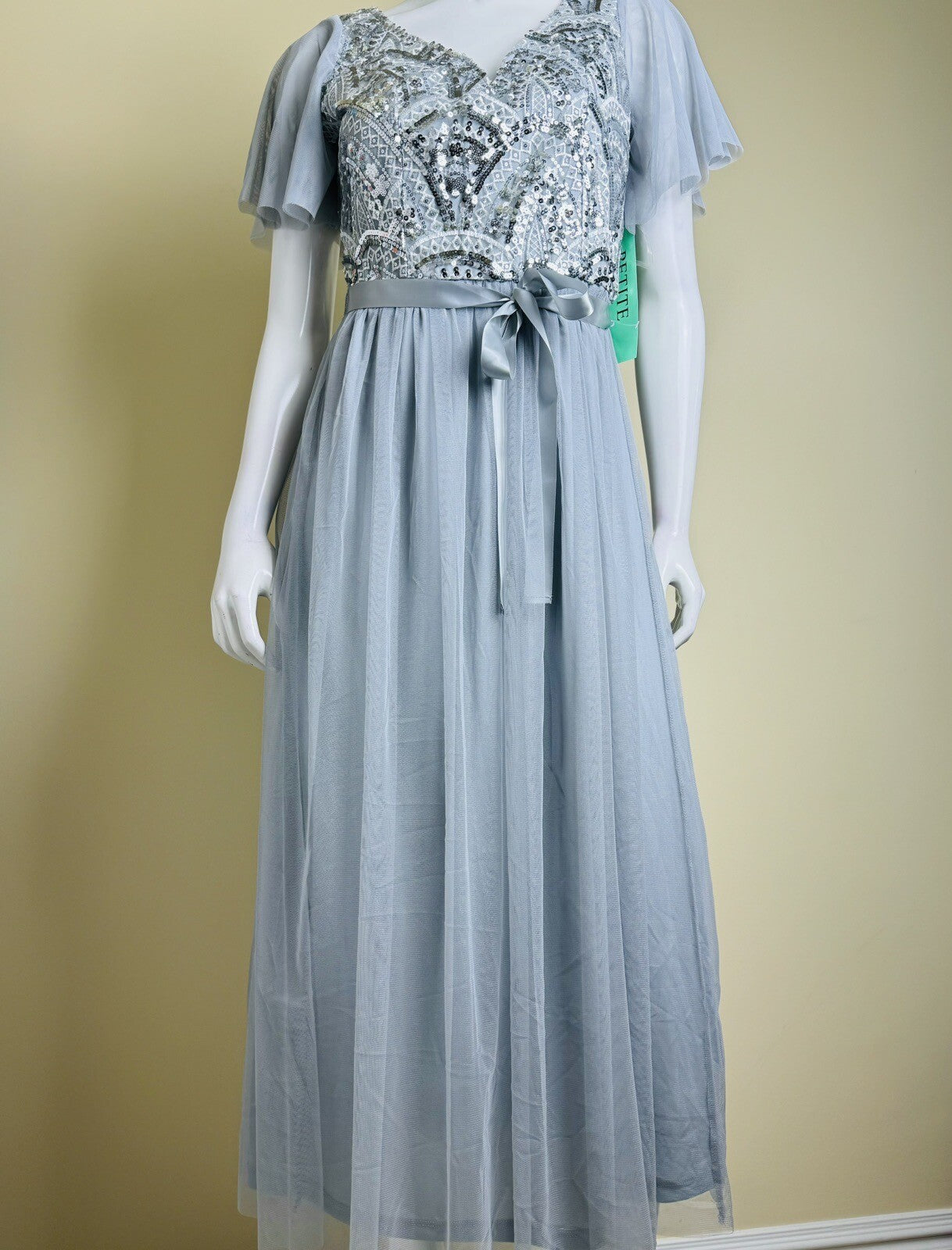 Candalite Women’s Gray Sequin Lace Dress  Size PM.  (B.071)