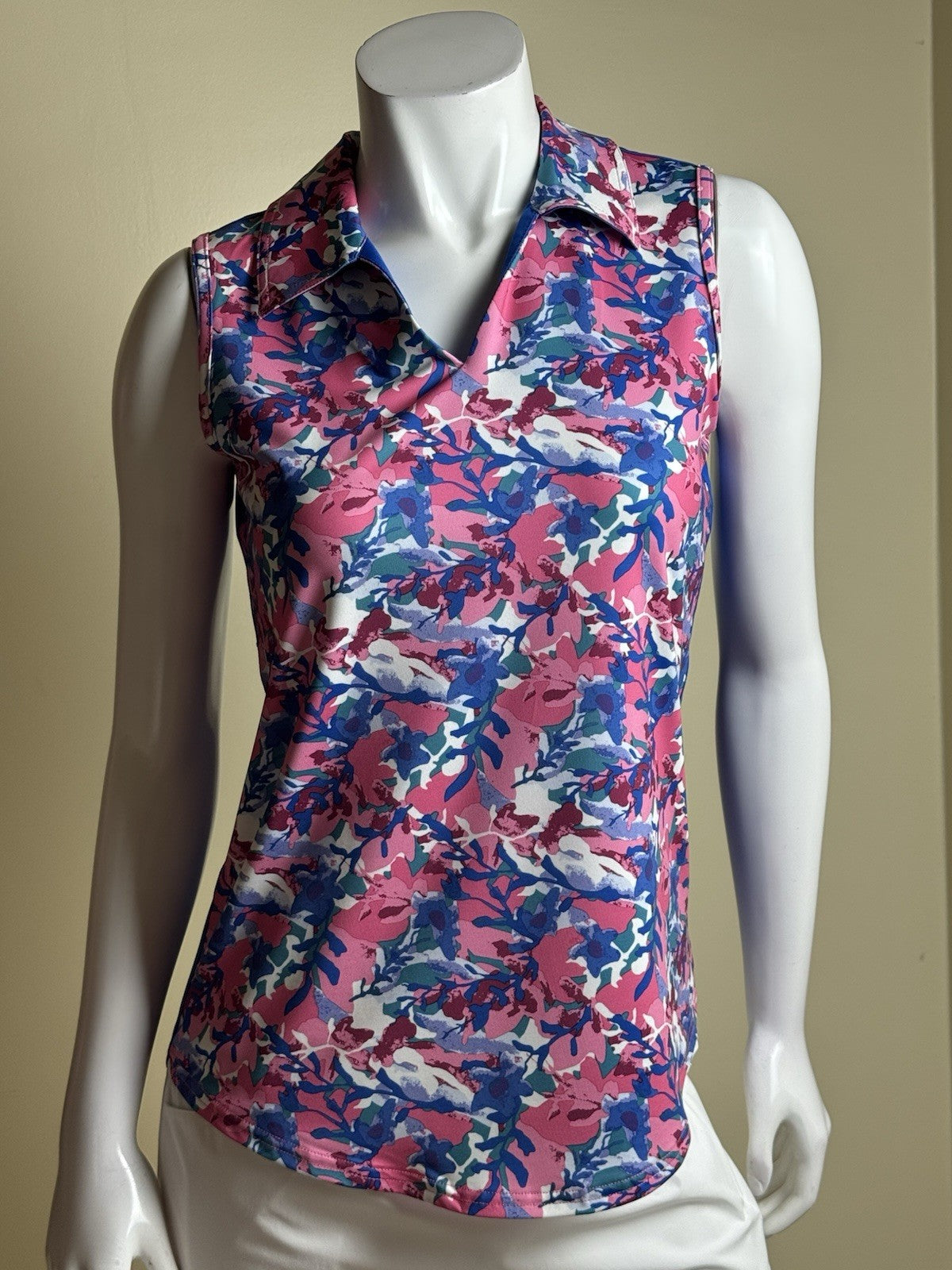 JOFIT Women's Golf Shirt Size S.   (B.182)