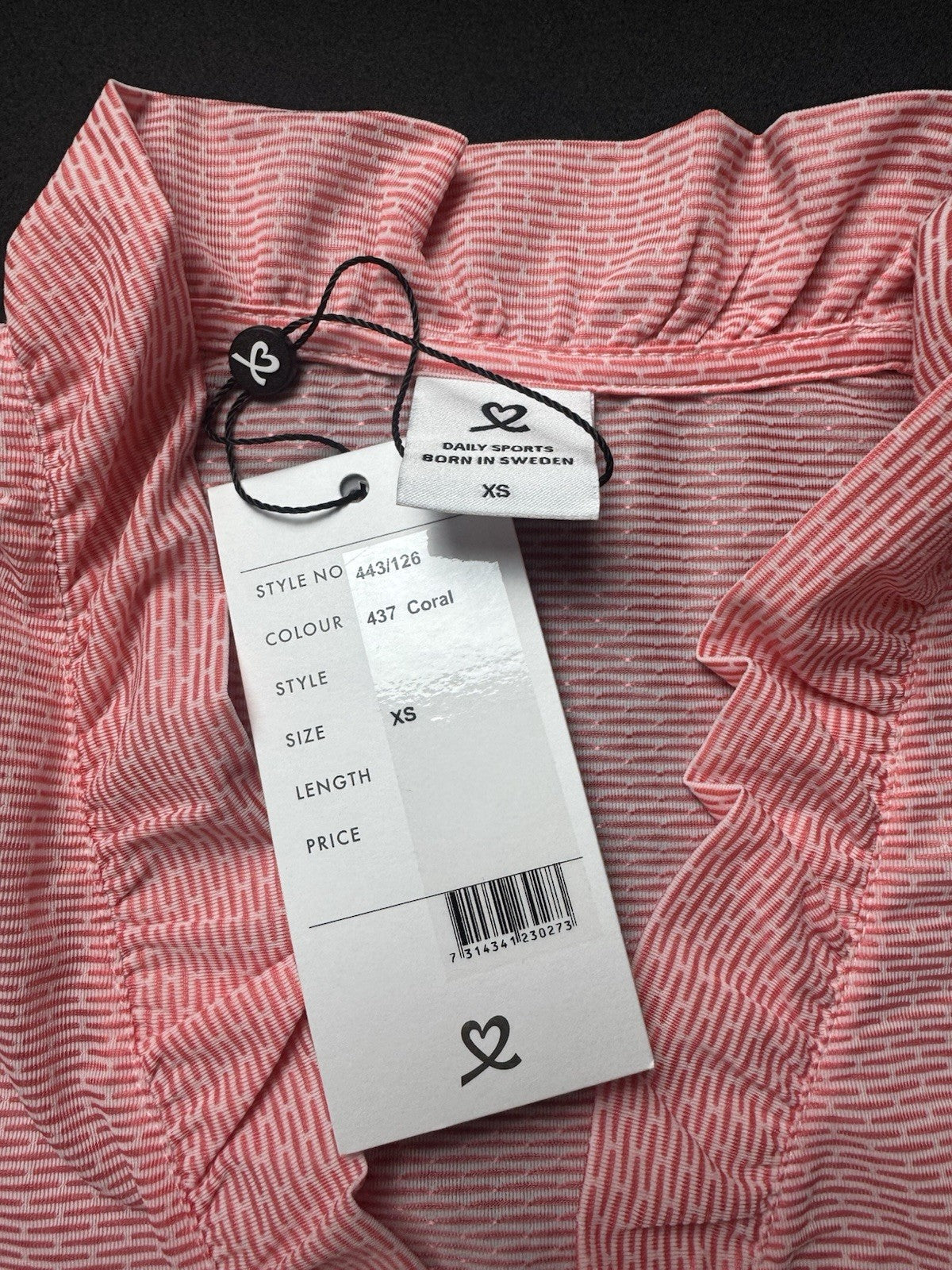 Daily Sports Women’s Golf Shirt Sz XS     (B.157)