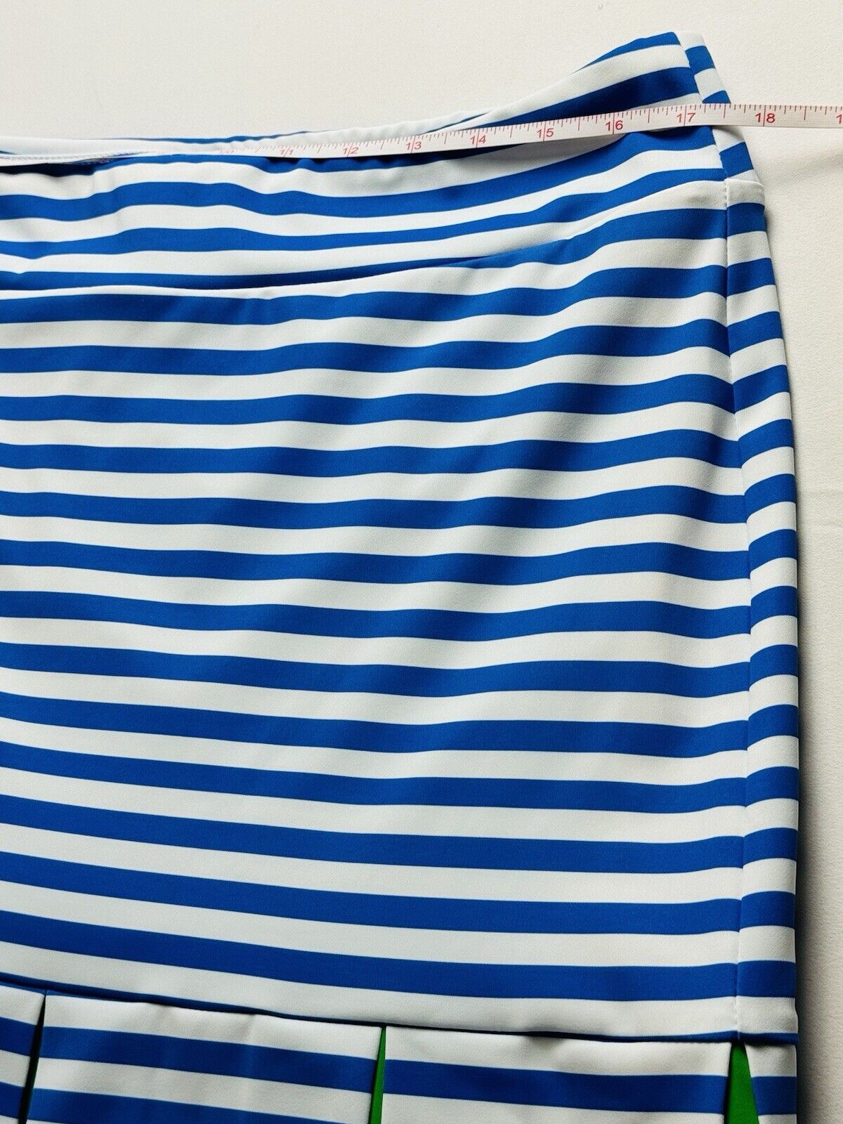 $185 Melly M Women's Striped Skirt Skort Sz L.  (B.72)