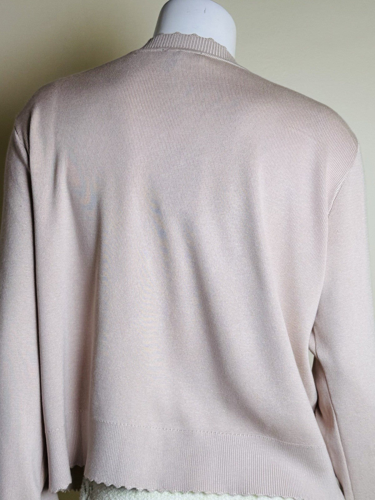 $99 Adrianna Papell Knit Cardigan Jacket – Size L.  (B.119)