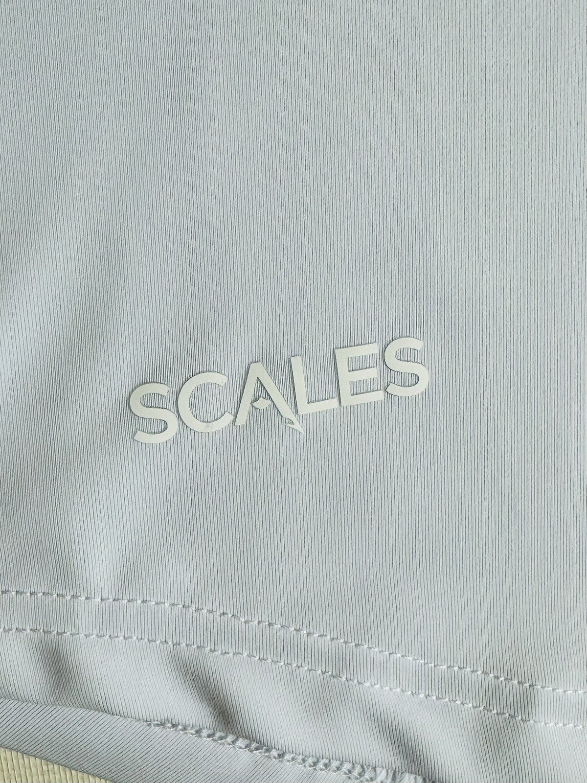 Scales Women’s Golf Shirt Sz M   (67)