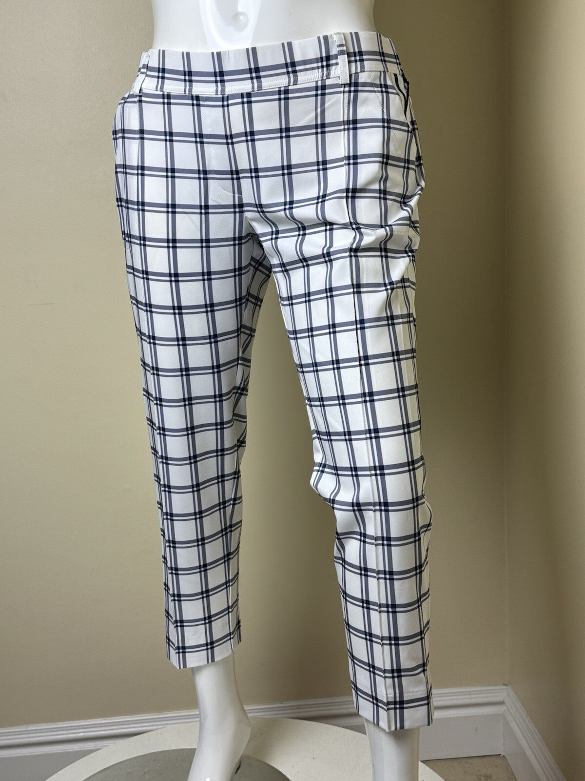 Belyn Key Women’s Golf Plaid Pants Sz XL. (B.127)
