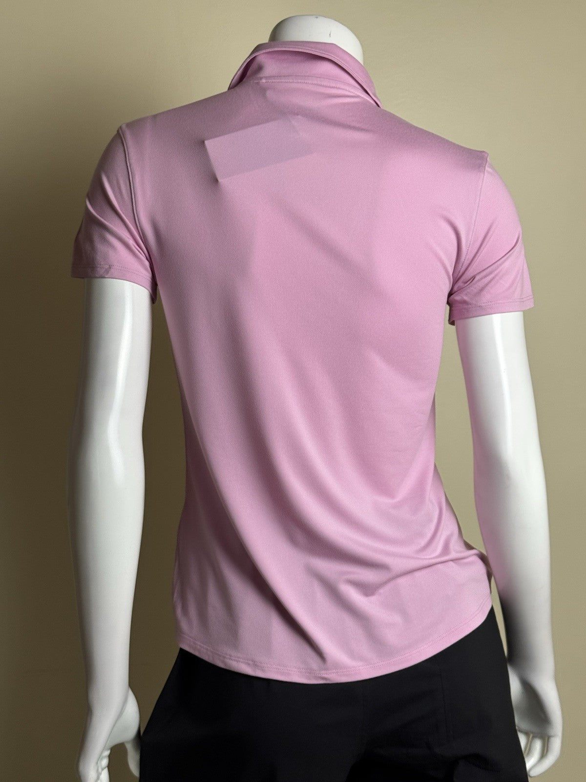 Puma Women’s Golf Shirt Sz S.   (B.184)